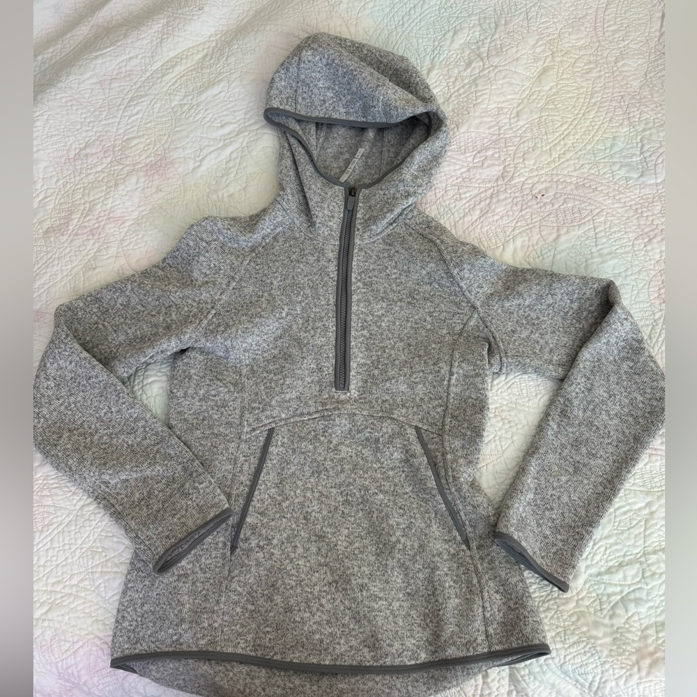 Grey pullover Lululemon hoodie